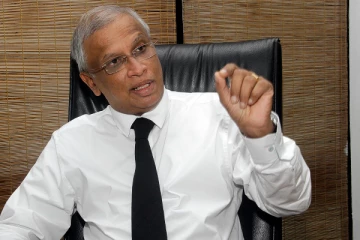 அனைவரும் ஒன்று திரண்டு தோற்கடிக்க வேண்டும்: சுமந்திரன்