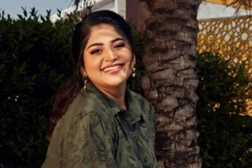 ஹோம்லி லுக்கில் அசத்தும் மஞ்சிமா மோகன். அழகிய புகைப்படங்கள்