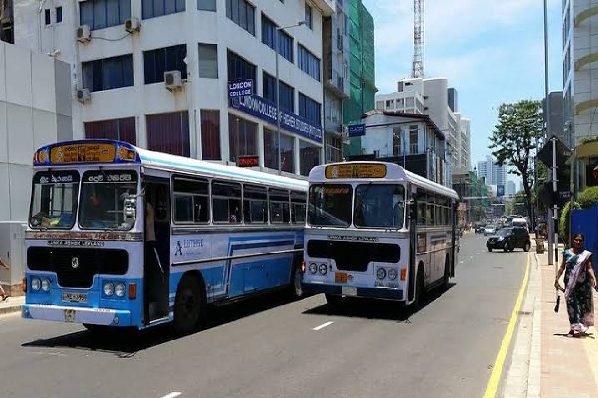 மண்ணெண்ணெயில் இயங்கும் தனியார் பேருந்துகள்! கெமுனு விஜேரத்னவின் சர்ச்சைக்குரிய தகவல் | Private Buses Running On Kerosene Controversial