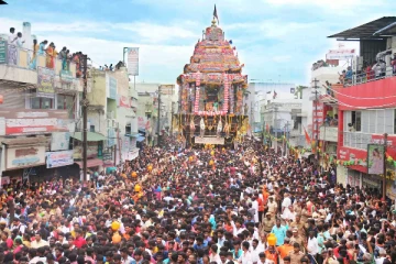 நெல்லையப்பர் கோவில் தேரோட்டம் - திருநெல்வேலி மாவட்டத்திற்கு உள்ளூர் விடுமுறை