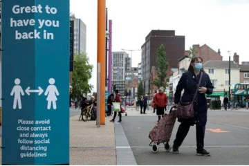 பிரித்தானியாவில் பரவும் ஒமிக்ரோன் தொற்று: சுகாதார செயலாளர் வெளியிட்டுள்ள செய்தி