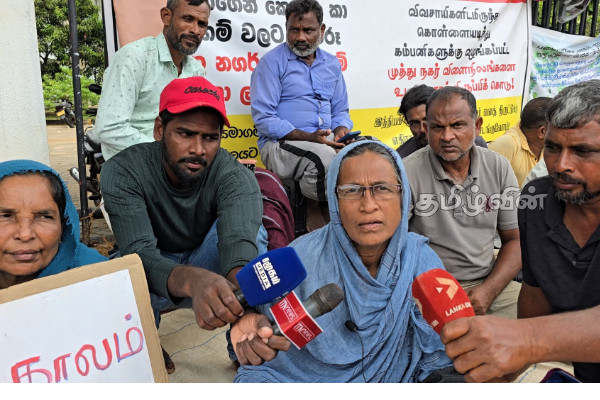 37 ஆவது நாளாகவும் சத்தியாக் கிரகப் போராட்டத்தில் ஈடுபடும் முத்துநகர் விவசாயிகள் | Muthunagar Farmers Satyagraha Protest