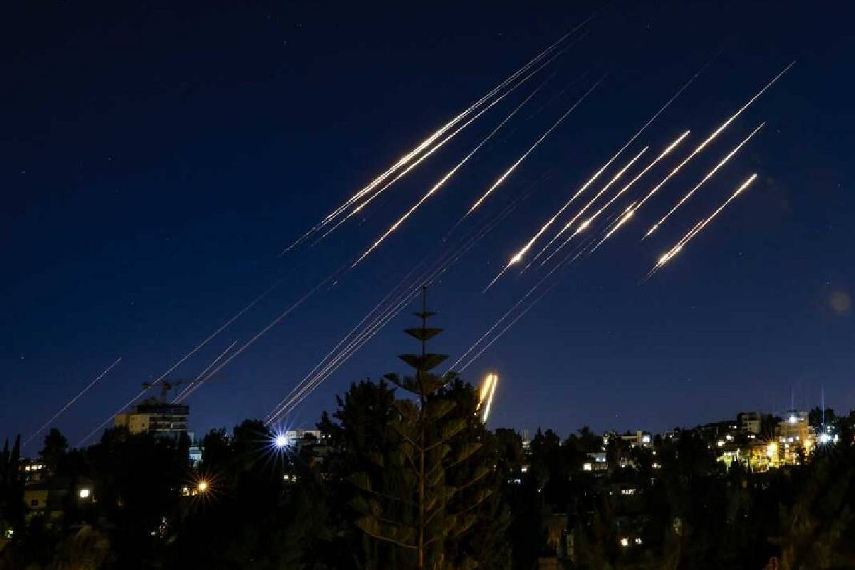 இஸ்ரேலில் பணியாற்றி வரும் இலங்கை பெண்ணுக்கு காயம் | Sri Lankan Woman Working In Israel Injured