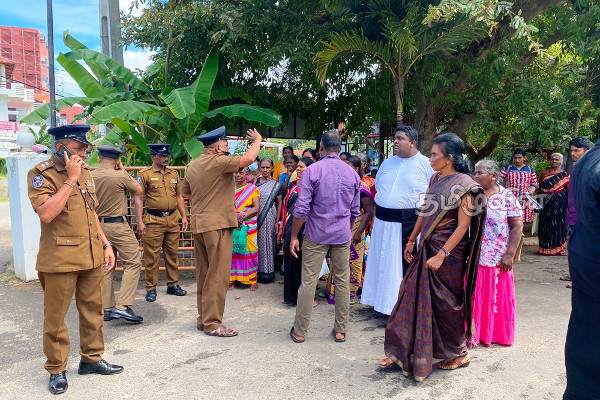 காணாமல்போனோர் அலுவலகத்தினால் முன்னெடுக்கப்பட்ட விசாரணை தற்காலிகமாக இடைநிறுத்தம் (Video) | Missing Persons In Sri Lanka Today Batticaloa