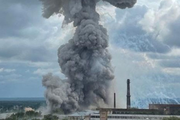 ரஷ்யாவில் ஆளில்லா விமான தாக்குதல் | Drone Strike In Russia