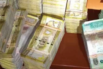 கொழும்பில் பண மழையில் நனைந்த பொலிஸார் - மூடிய அறைக்குள் நடந்த கொண்டாட்டம்