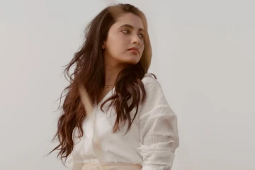 பிரியங்கா மோகன் அழகிய ஸ்டில்கள்