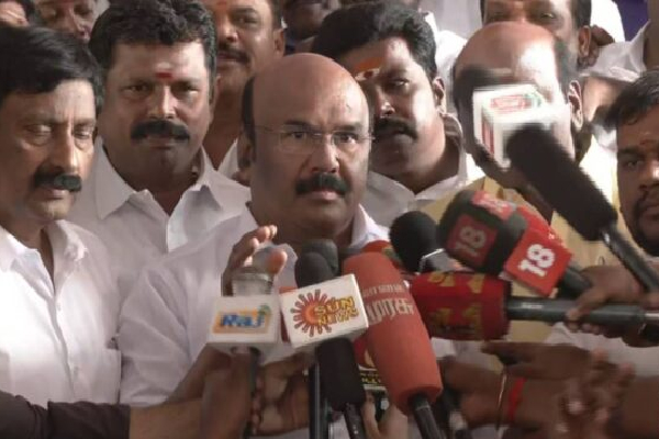 அண்ணாமலைக்கு தகுதி இல்லை : அதிமுக கண்ணாடி அல்ல, சமுத்திரம் - முன்னாள் அமைச்சர் ஜெயக்குமார் | Aiadmk Get Agitated Former Minister Jayakumar அண்ணாமலைக்கு தகுதி இல்லை : அதிமுக கண்ணாடி அல்ல, சமுத்திரம் - முன்னாள் அமைச்சர் ஜெயக்குமார் | Aiadmk Get Agitated Former Minister Jayakumar