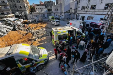 இஸ்ரேல் நடத்திய வான்வழித் தாக்குதலில் 93 பேர் பலி