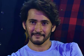 கட்டுக்கடங்காத மகேஷ் பாபுவின் ரசிகர்கள், போலீசாருக்கு கால் முறிவு.. பதறவைக்கும் வீடியோ காட்சி இதோ