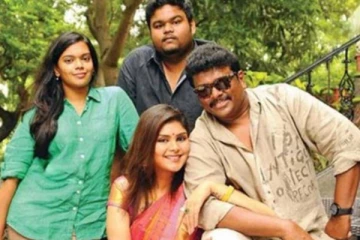 வெளிநாட்டில் படித்த பார்த்திபன் மகளா இது? தந்தையுடன் வெளியிட்ட அசத்தல் புகைப்படம்