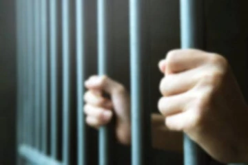 பொதுமன்னிப்பு கோரி ஆர்ப்பாட்டத்தில் ஈடுபட்ட சிறைக்கைதிகள்