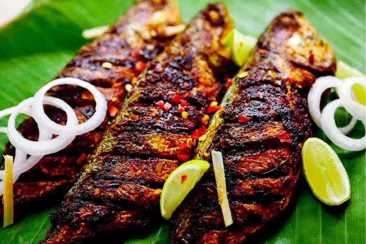 மீனுடன் இந்த உணவை மட்டும் சேர்த்து சாப்பிடாதீங்க.... செரிமானன பிரச்சனை ஏற்படுமாம் | These Food Avoid Eat With Fish