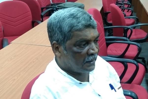 பாணின் விலையை அதிகரியுங்கள்; யாழ் மாவட்ட வெதுப்பக உரிமையாளர் சங்க  தலைவருக்கு மிரட்டல்! | Bread Price In Srilanka