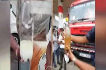 நீர் கலந்த பெட்ரோல் விநியோகம்: சமூக ஊடகங்களில் வெளியான காணொளி