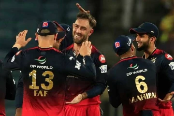 சென்னையை மொத்தமாக சுருட்டி வெளியேற்றிய பெங்களூரு அணி