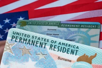 அமெரிக்காவில் வெளிநாட்டு மாணவர்களுக்கு உடனடியாக வழங்கப்படவுள்ள கிரீன் கார்ட்