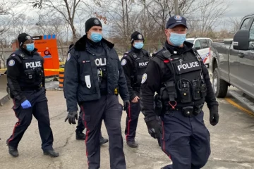 பொதுமக்களிடம் உதவிக்கோரிய ரொறன்ரோ பொலிஸார்!