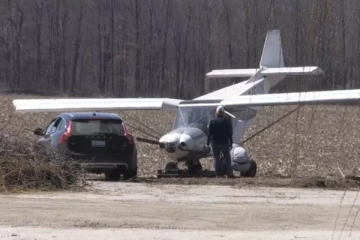 கனடாவில் இடம்பெற்ற விமான விபத்து; தெய்வாதீனமாக உயிர் பிழைத்த விமானி