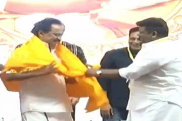 மு.க.ஸ்டாலினுக்கு மஞ்சள் துண்டு அணிவித்து வாழ்த்தியதில் முதல்வன் ஆனேன்- நடிகர் பார்த்திபன்