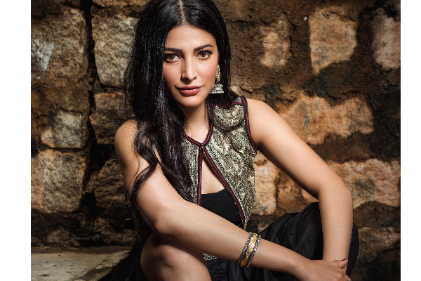 முகத்தில் சர்ஜரி ஏன் செய்தேன் தெரியுமா?: ஸ்ருதிஹாசன் சொன்ன காரணம் | Shruti Haasan Admits To Nose Job Done