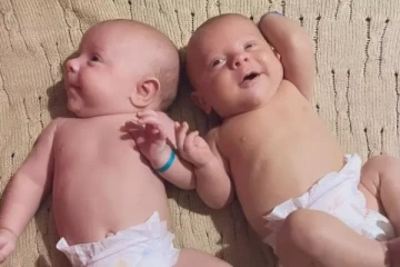 இரட்டைக் குழந்தைகளை பொலிசாரிடம் கொண்டு சென்று உதவி கேட்ட தாய்! அர்ஜென்டினாவில் வினோத சம்பவம்