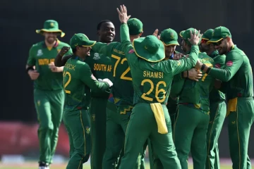 4 பேர் டக் அவுட்..! சொற்ப ரன்களுக்கு சுருண்ட வங்க தேசம்.. நிதானமாக இலக்கை எட்டி தென் ஆப்பிரிக்கா வெற்றி