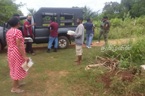 காட்டு யானை அச்சுறுத்தல்:அரச ஊழியர் வீட்டுத் திட்டத்தில் குடியிருக்க அஞ்சும் மக்கள்(Photos) | Wild Elephant Menace People Afraid To Live