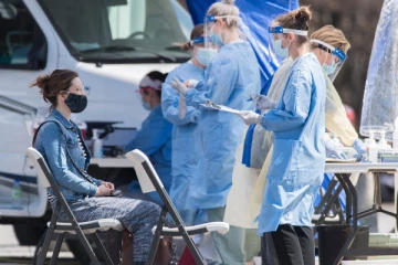 கனடாவில் கொரோனாவால் பாதிக்கப்பட்டவர்களின் மொத்த எண்ணிக்கை!