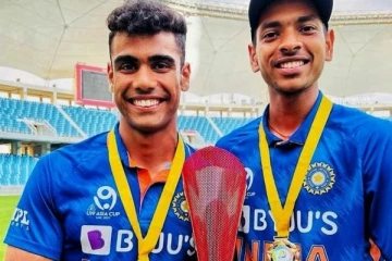 இளம் சிங்கக்குட்டியை தட்டி தூக்கிய CSK: உற்சாகத்தில் சென்னை ரசிகர்கள்!