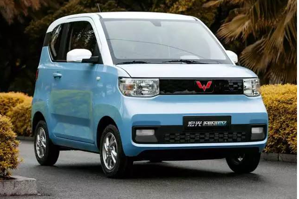 உலகில் விற்பனையில் அசத்தும் எலெக்ட்ரிக் கார்கள்... அப்படி என்ன இதுல ஸ்பெஷல் தெரியுமா? | Wolrd Fastest Selling E Cars List