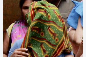 வாடகை வீடு எடுத்து பாலியல் தொழில் - அதிமுக மகளிரணி நிர்வாகி கைது!