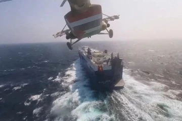 இஸ்ரேலின் பதிலடியை எதிர்பார்த்து ஈரானிய கடற்படை மேற்கொண்டுள்ள நடவடிக்கை