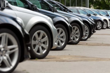 இலங்கையில் குறைந்தது வாகனங்கள் விலை!