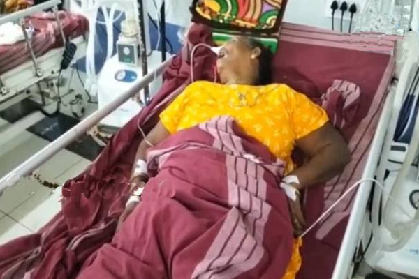 இலங்கையில் இருந்து தனுஷ்கோடி சென்ற தம்பதியரின் நிலை கலைக்கிடம்! | Dhanushkodi Sri Lanka Couple Condition Worrying இலங்கையில் இருந்து தனுஷ்கோடி சென்ற தம்பதியரின் நிலை கலைக்கிடம்! | Dhanushkodi Sri Lanka Couple Condition Worrying
