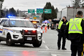 கனடாவை மிரட்டிய தமிழர்கள் அதிரடிக் கைது