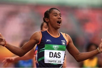 பெண் உசேன்போல்டின் சாதனையை முறியடித்த தமிழ் பெண்!  யார் இந்த தடகள சென்சேஷன் ?