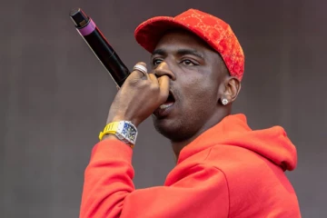 அமெரிக்காவில் பிரபல ராப் இசைக்கலைஞர்  மர்ம நபரால் சுட்டுக்கொலை!