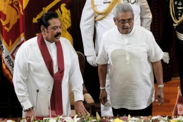கோட்டாபய மறைமுகமாக விமர்சிப்பது மகிந்தவையா? ஹரின் கேள்வி