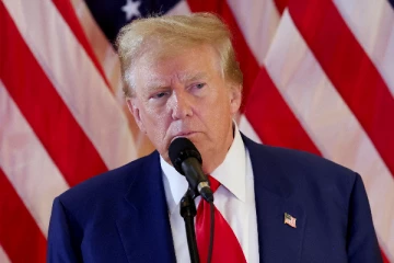 நான் ஜனாதிபதியானால் வருமான வரியை ஒழிப்பேன்., அமெரிக்கர்கள் மீது டிரம்ப் வாக்குறுதி மழை