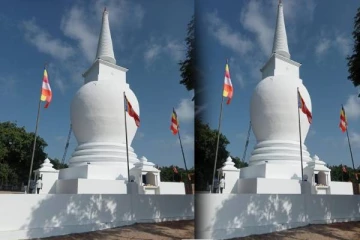 ஒரே இரவில் இடிக்கப்பட்ட 30 ஆண்டுகள் பழமையான கோவில்