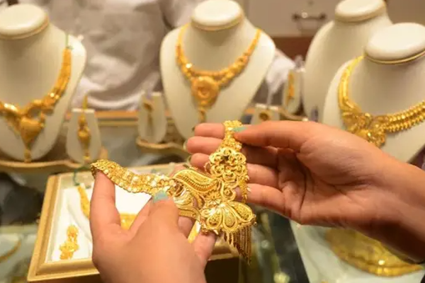 ஒரே நாளில் திடீரென மாறிய தங்கம் விலை! | The Price Of Gold That Suddenly Changed Overnight