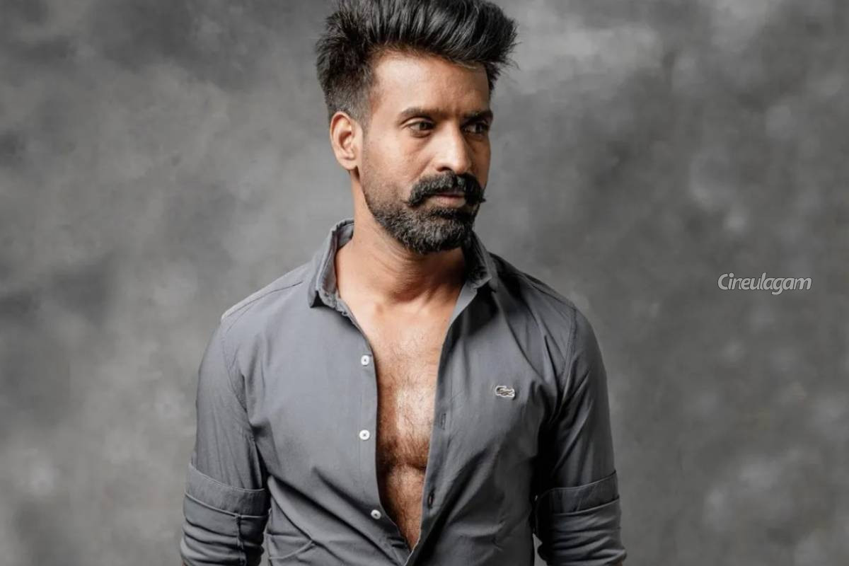 புதிய படத்திற்காக பல மடங்கு சம்பளத்தை உயர்த்திய நடிகர் சூரி... இத்தனை கோடியா? | Actor Soori Hiked Salary For His New Film புதிய படத்திற்காக பல மடங்கு சம்பளத்தை உயர்த்திய நடிகர் சூரி... இத்தனை கோடியா? | Actor Soori Hiked Salary For His New Film