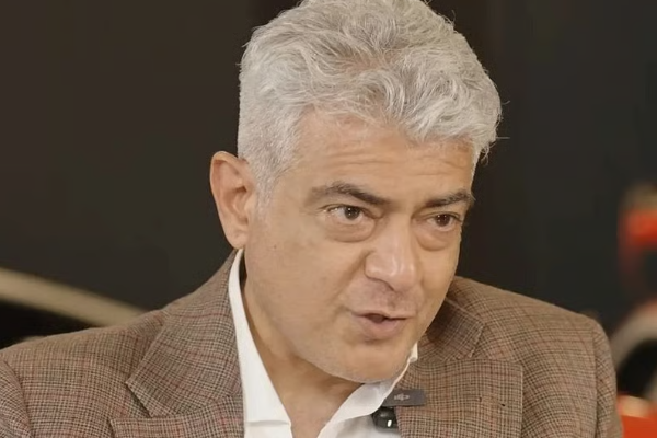 அஜித் கையில் பிளேடு வைத்து கிழித்த ரசிகர்.. ஷாக்கிங் தகவல் | Ajith Says Fan Tore His Hand With A Blade அஜித் கையில் பிளேடு வைத்து கிழித்த ரசிகர்.. ஷாக்கிங் தகவல் | Ajith Says Fan Tore His Hand With A Blade