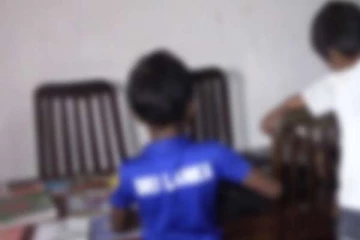 மாணவர்களை கொடூரமாக தாக்கிய அதிபர் பணி இடைநீக்கம்!