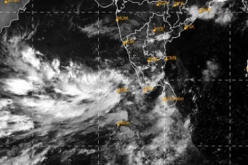 தென்கிழக்கு அரேபிய கடலுக்குள் செல்ல வேண்டாம்! - வானிலை மையம் எச்சரிக்கை