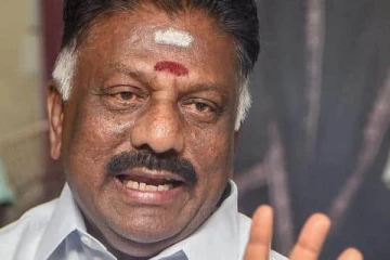 தமிழக அரசு ஆமை வேகத்தில் செல்கிறது: ஓபிஎஸ் குற்றச்சாட்டு