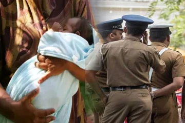 கணவனை பார்க்க சென்ற மனைவி 7 மாத குழந்தையுடன் கைது