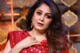 நீல நிற புடவையில் நடிகை ரம்யாகிருஷ்ணன்... மீண்டும் நீலம்பரியாகவே இருக்காரே