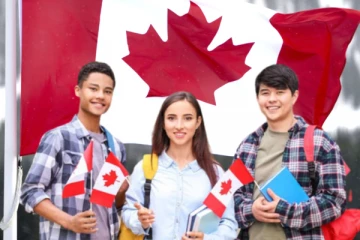 கனடாவில் படிக்கும் இந்தியர்களுக்கு வழங்கப்படும் ஐந்து உதவித்தொகை!